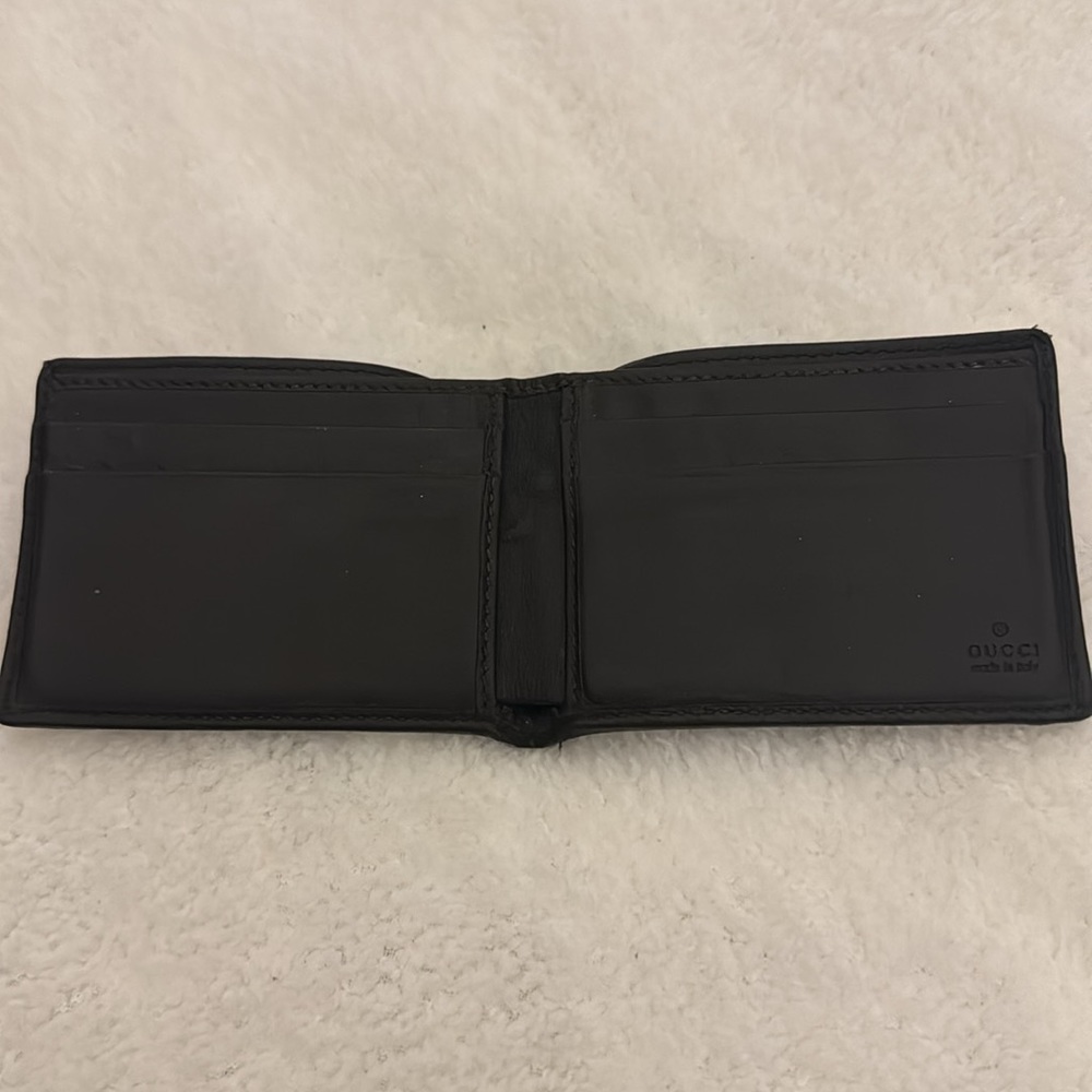 Gucci Wallet - Picture 2 of 5